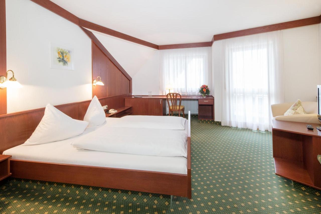 Hotel Jaegerhaus Мекенбойрен Екстер'єр фото
